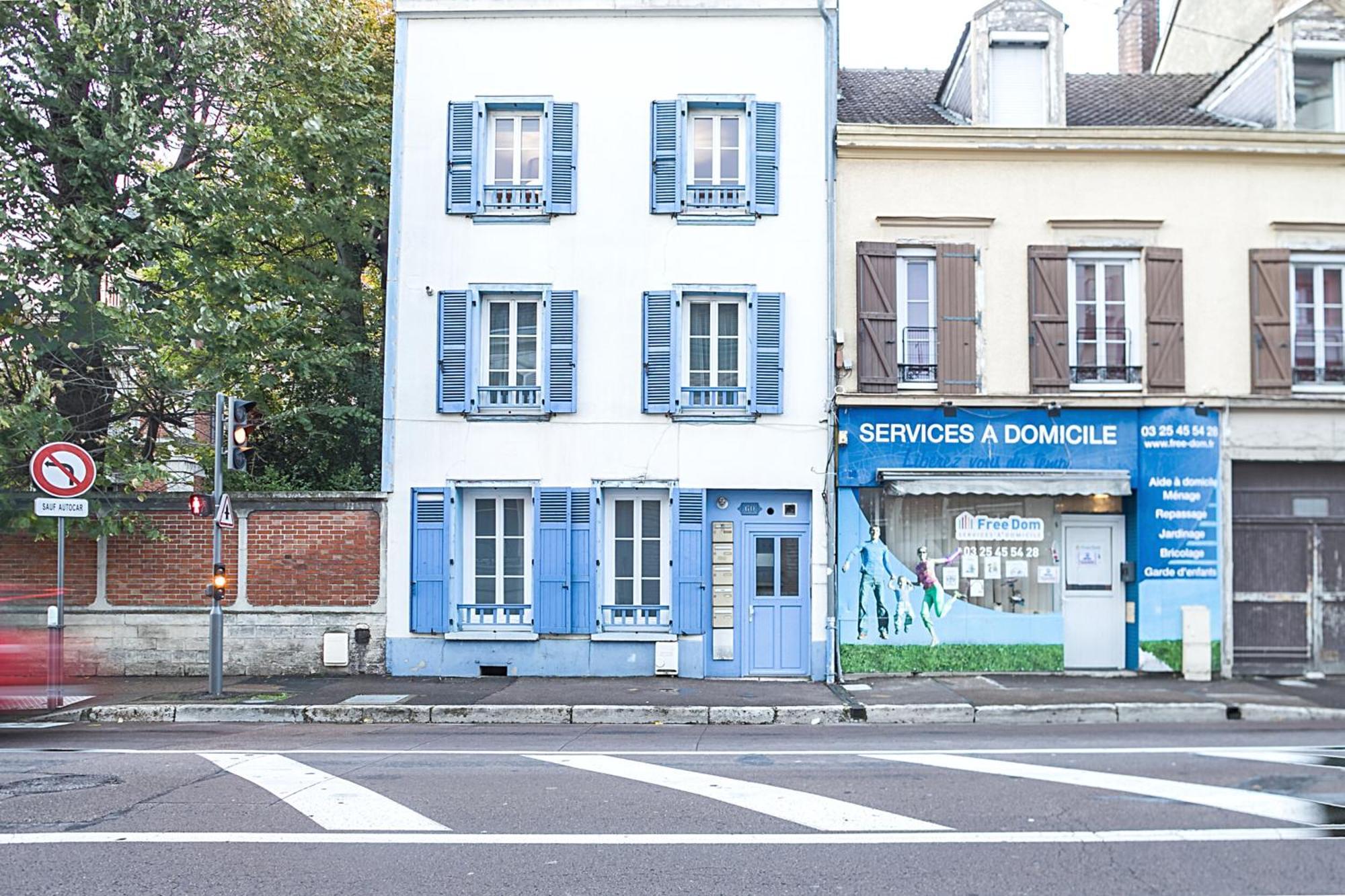 Duplex Pasteur - Chambre 3 - Chambre Privee Acomodação com café da manhã Troyes Exterior foto